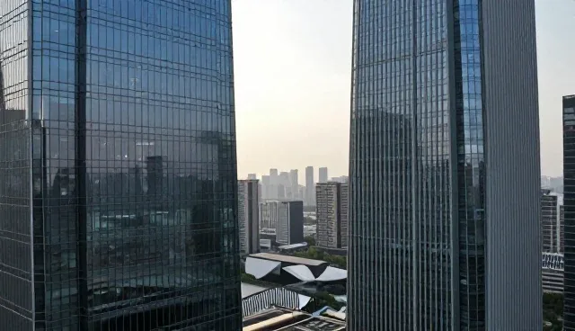 技术开发中的两种方案对比及实际取舍